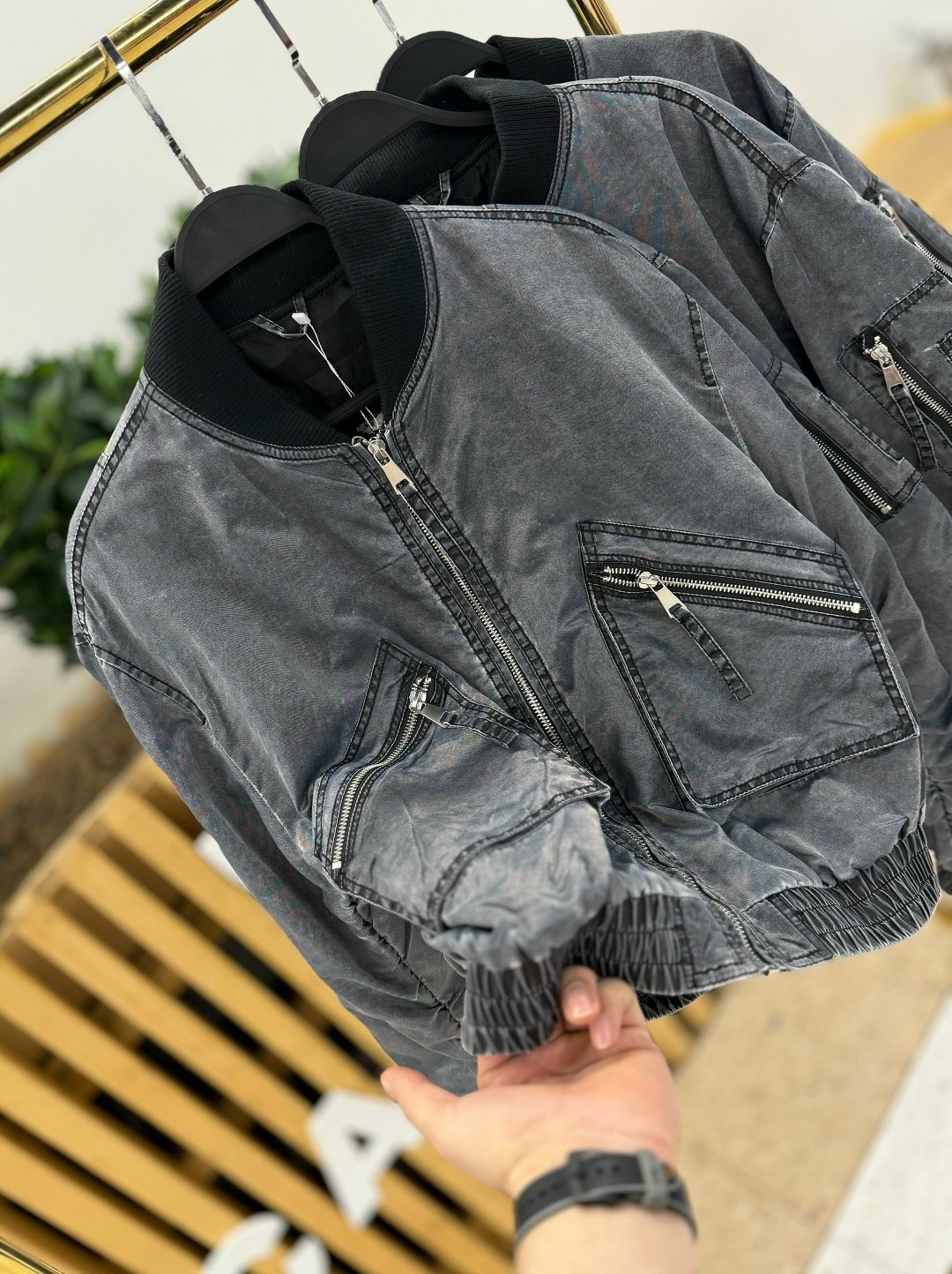 куртка бомбер,куртка бомбер кожаная,бомбер женский,куртка женская серая