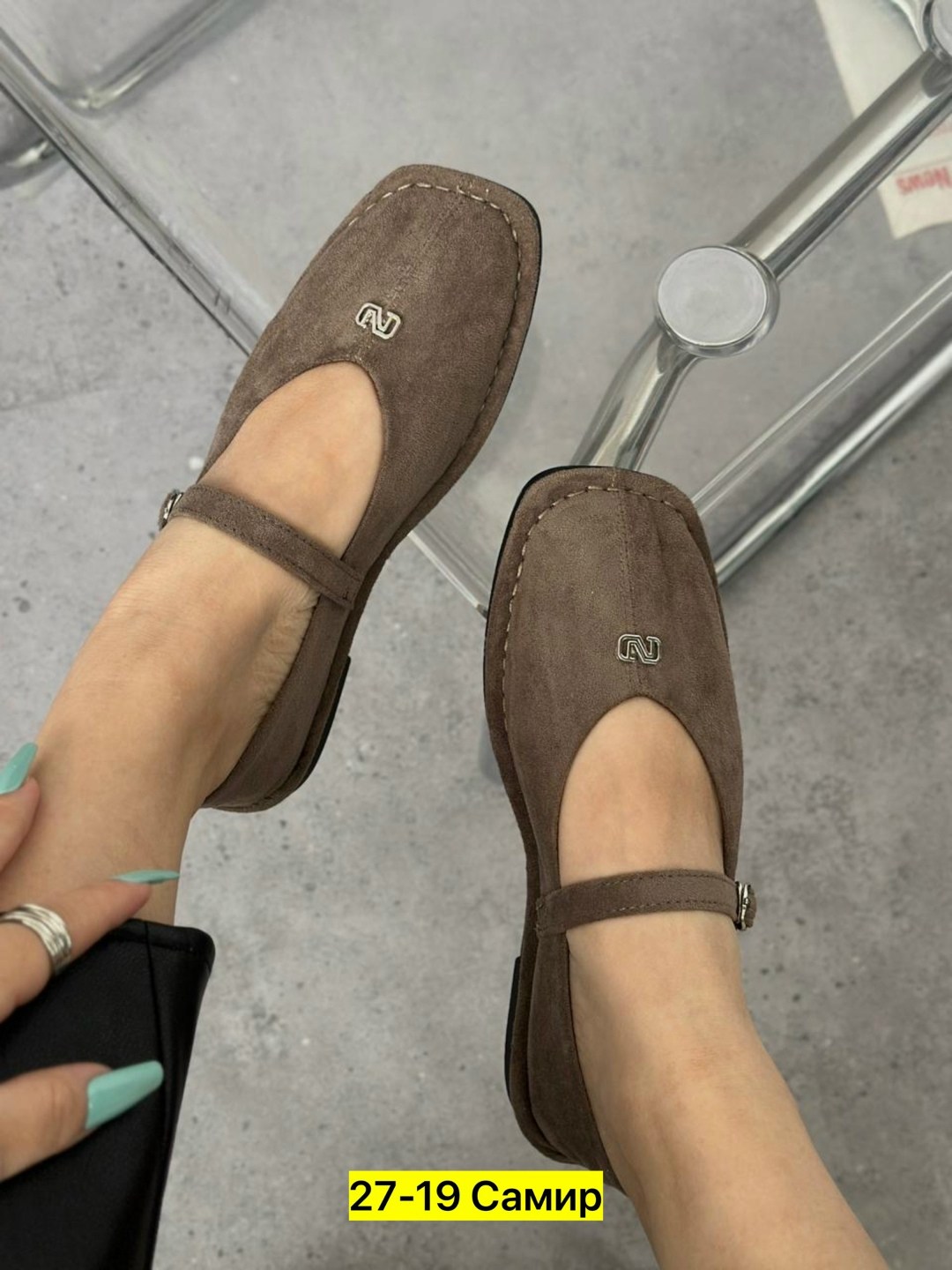 ,женские замшевые балетки с квадратным носом the row коричневые,женские балетки,балетки замшевые,лоферы замшевые