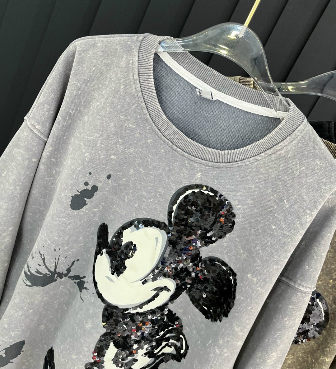 свитшот оверсайз с принтом "микки маус",кофта варенка оверсайз с принтом микки маусом,свитшот оверсайз namson,свитшот рваный толстовка варенка оверсайз кофта мики маус,свитшот рваный толстовка варенка