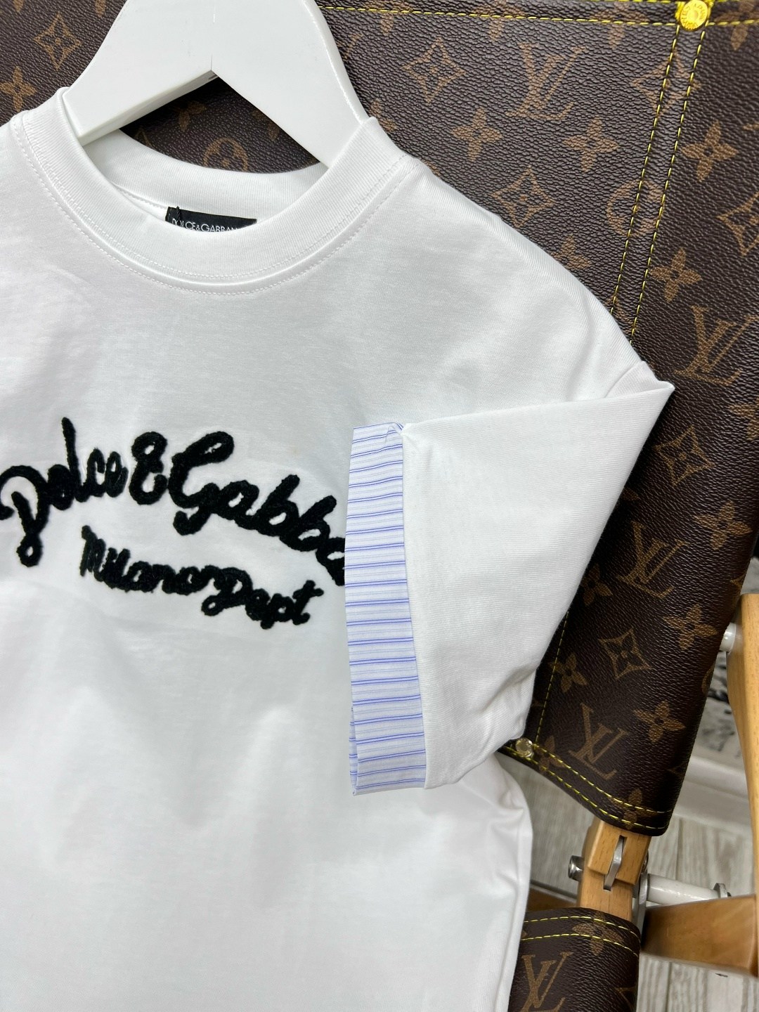 футболка dolce & gabbana,футболки мужские белые,оверсайз футболка белая,футболка с принтом,футболка белая