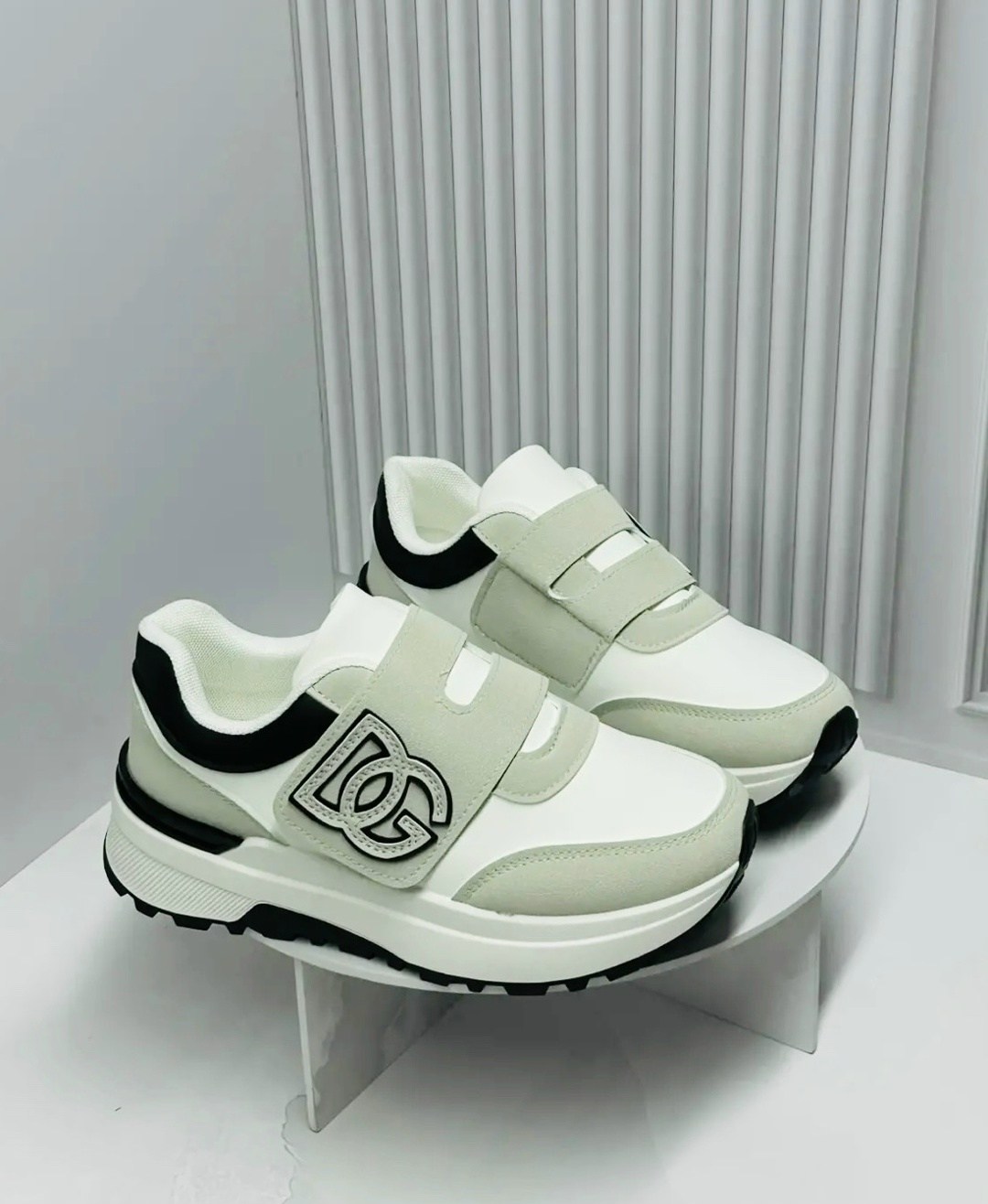 женские кроссовки,,кроссовки chanel,женские кроссовки dolce gabbana,кроссовки женские chanel