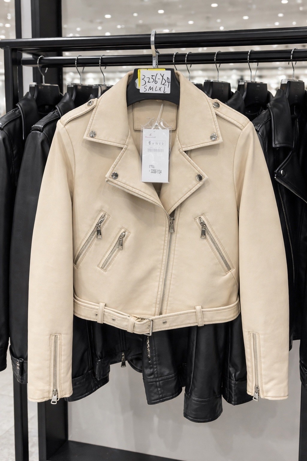 косуха куртка,женская куртка из искусственной кожи,косуха,куртка косуха женская,женская короткая куртка из искусственной кожи