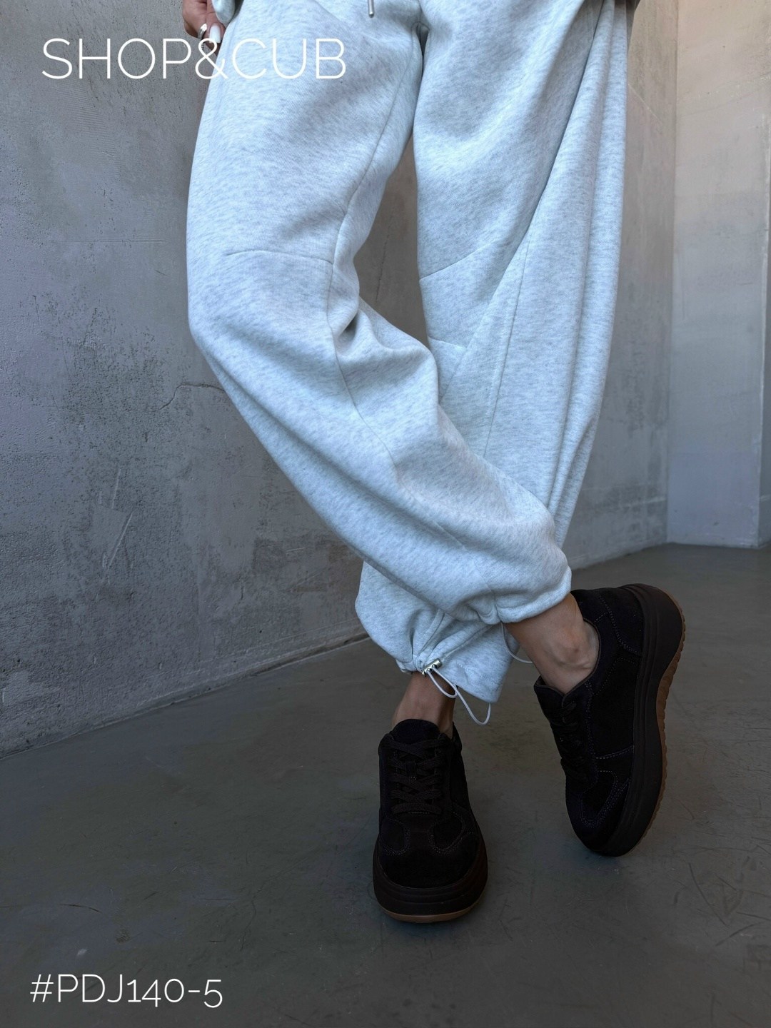 ,замшевые кроссовки,кеды замшевые,кроссовки черные,кроссовки женскиe