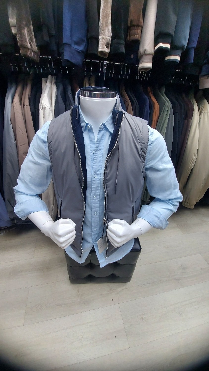 жилет мужской,мужская безрукавка,жилет утепленный мужской,жилет,жилет утепленная