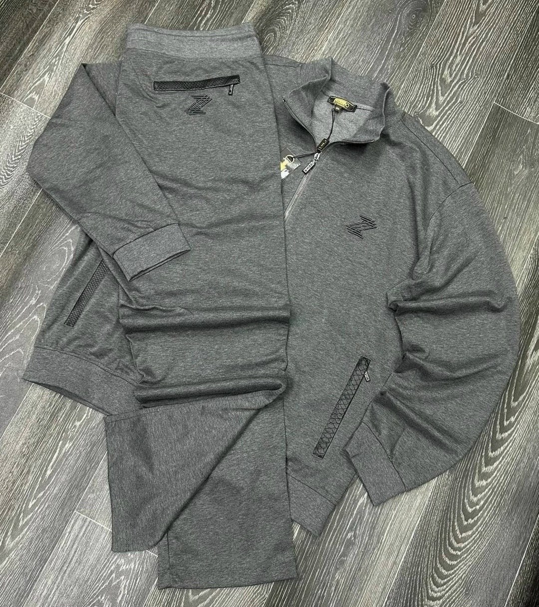 спортивный костюм кашемир loro piana,костюм спортивный мужской,спортивный костюм armani,спортивный костюм,спортивные костюмы мужские брендовые