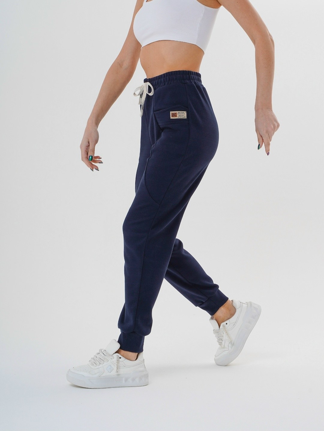 спортивные штаны на флисе женские,женские спортивные брюки джоггеры,штаны женские,спортивные брюки,брюки джоггеры
