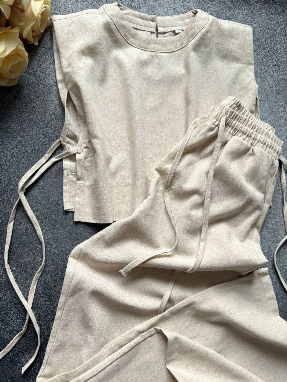 костюм из льна женский летний,льняной брючный костюм женский летний 2026 лук,льняной костюм со штанами,льняной костюм женский летний,брюки повседневные модные