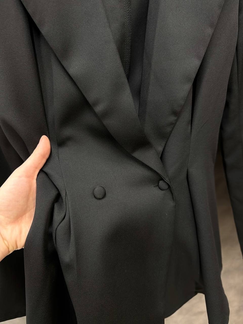 женские костюмы,элегантные костюмы,костюм с юбкой,костюм классический,трендовый костюм укороченный пиджак и юбка мини