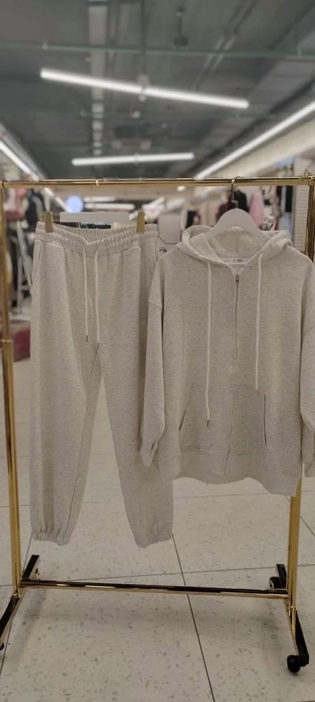 костюм loro piana,костюм brunello cucinelli,кашемировый костюм loro piana,костюм трикотажный,женские спортивные костюмы