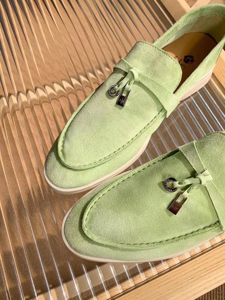 женские лоферы loro piana,лоферы loro piana,,loro piana лоферы женские замшевые,женские лоферы