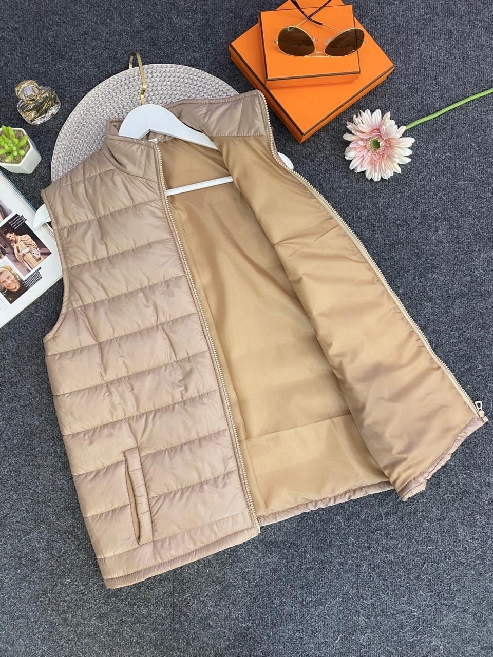 жилетка белая,жилет на синтепоне,жилетка женская,жилет,теплый жилет