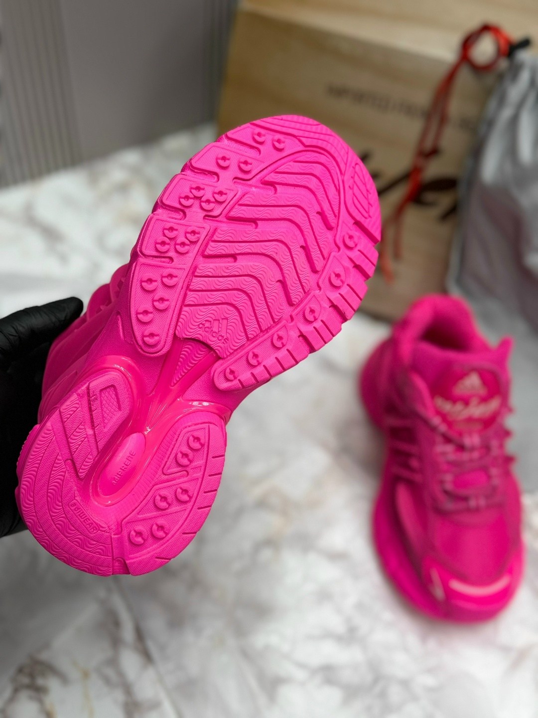 кроссовки адидас женские оригинал,кроссовки адидас,кроссовки адидас ozweego женские,кроссовки,женские кроссовки adidas originals ozweego