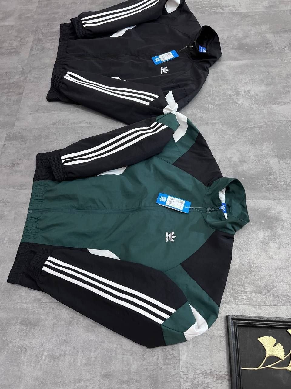 ветровка adidas,мужская ветровка adidas,ветровка олимпийка ретро,олимпийка ветровка адидас hi bro wear цвет зеленый,олимпийка ветровка адидас hi bro wear 398216924