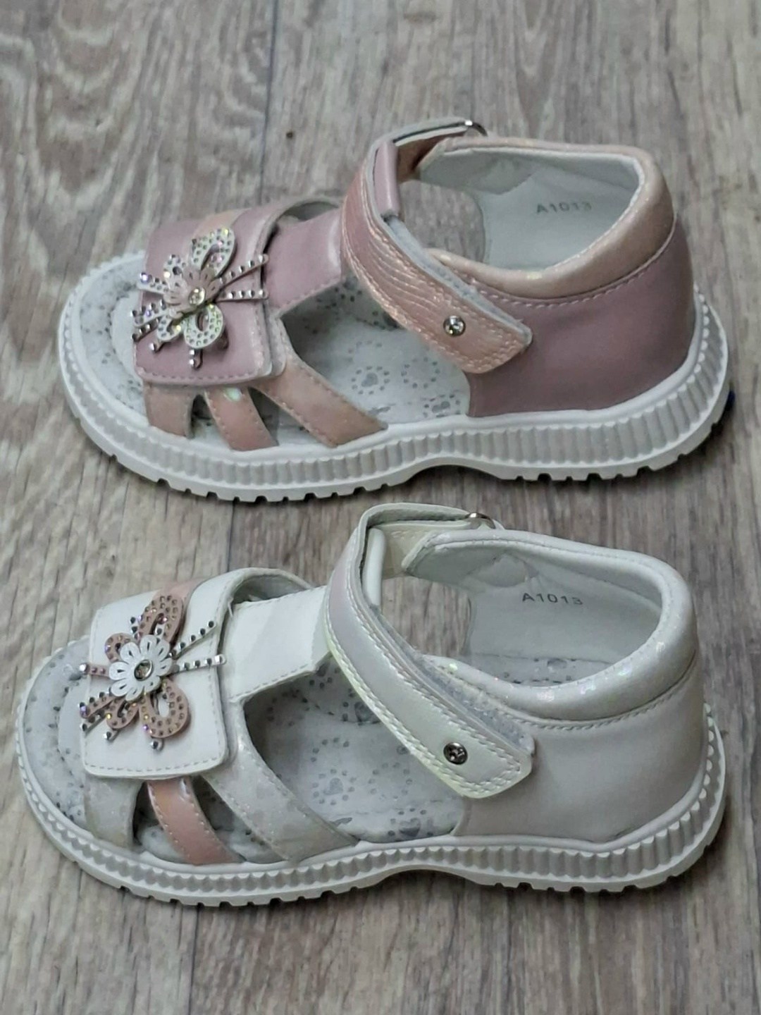 детские босоножки,,босоножки для девочек,сандалии для девочек,босоножки тип-топ сказка