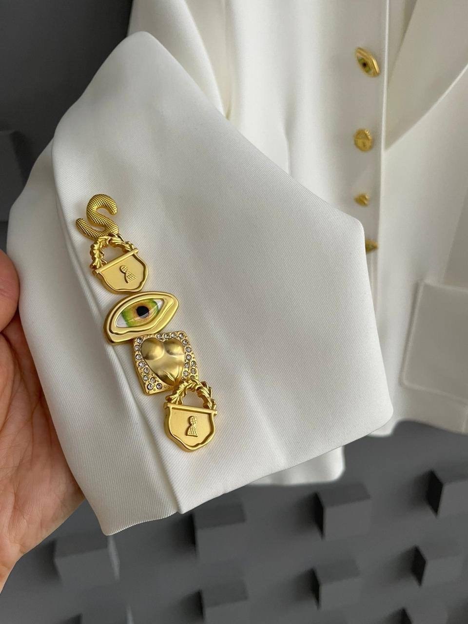 пиджак,пиджак женский,универсальный пиджак,шикарный пиджак,жакет