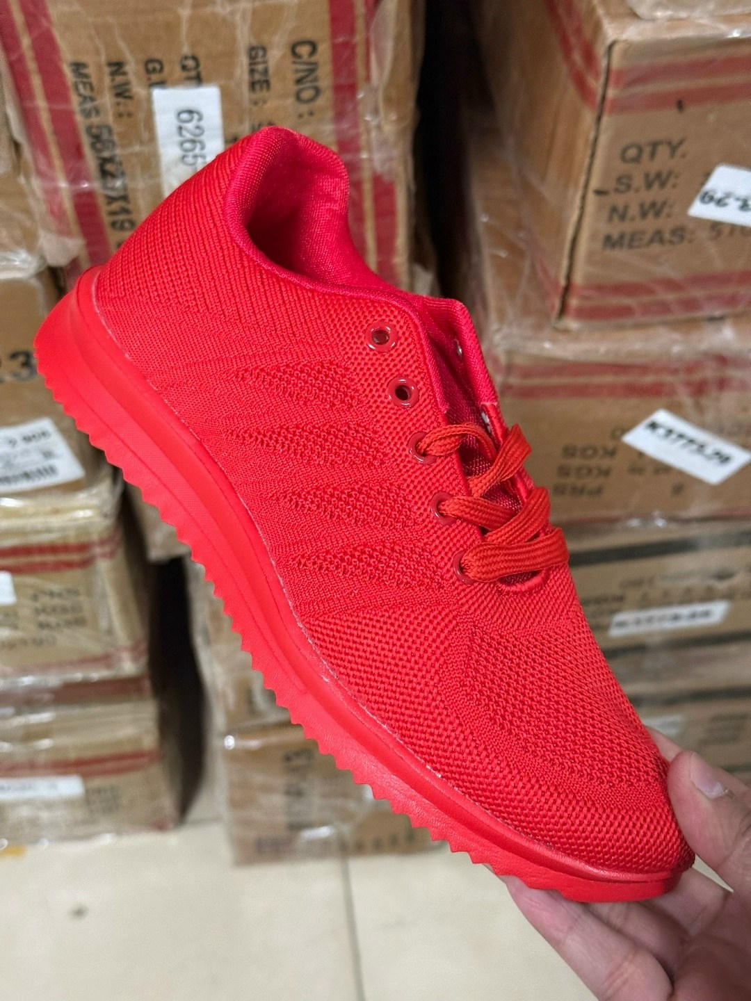 слипоны женские,белые кроссовки,кроссовки женскиe,кроссовки,спортивная