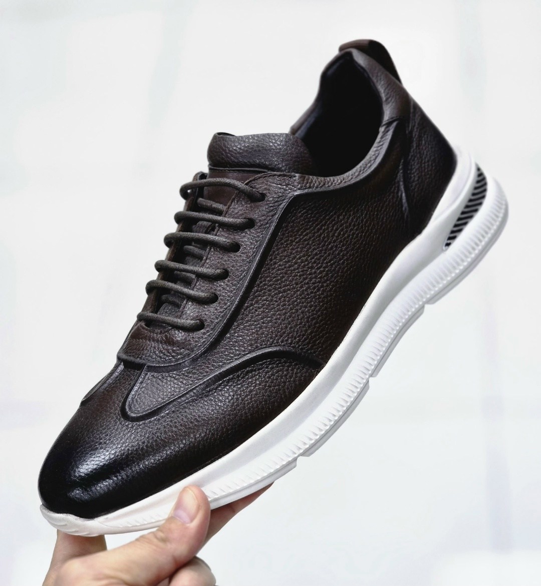 ,кожаные кроссовки,мужские кроссовки,кроссовки из натуральной кожа,обуви