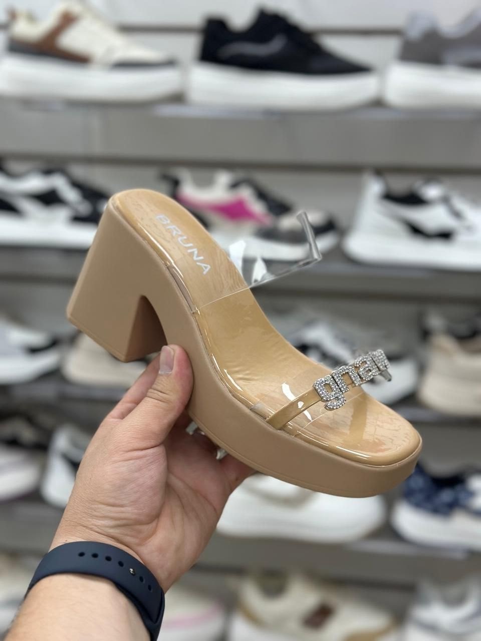 ,босоножки на платформе,женские шлепки,женские босоножки,женские шлепанцы