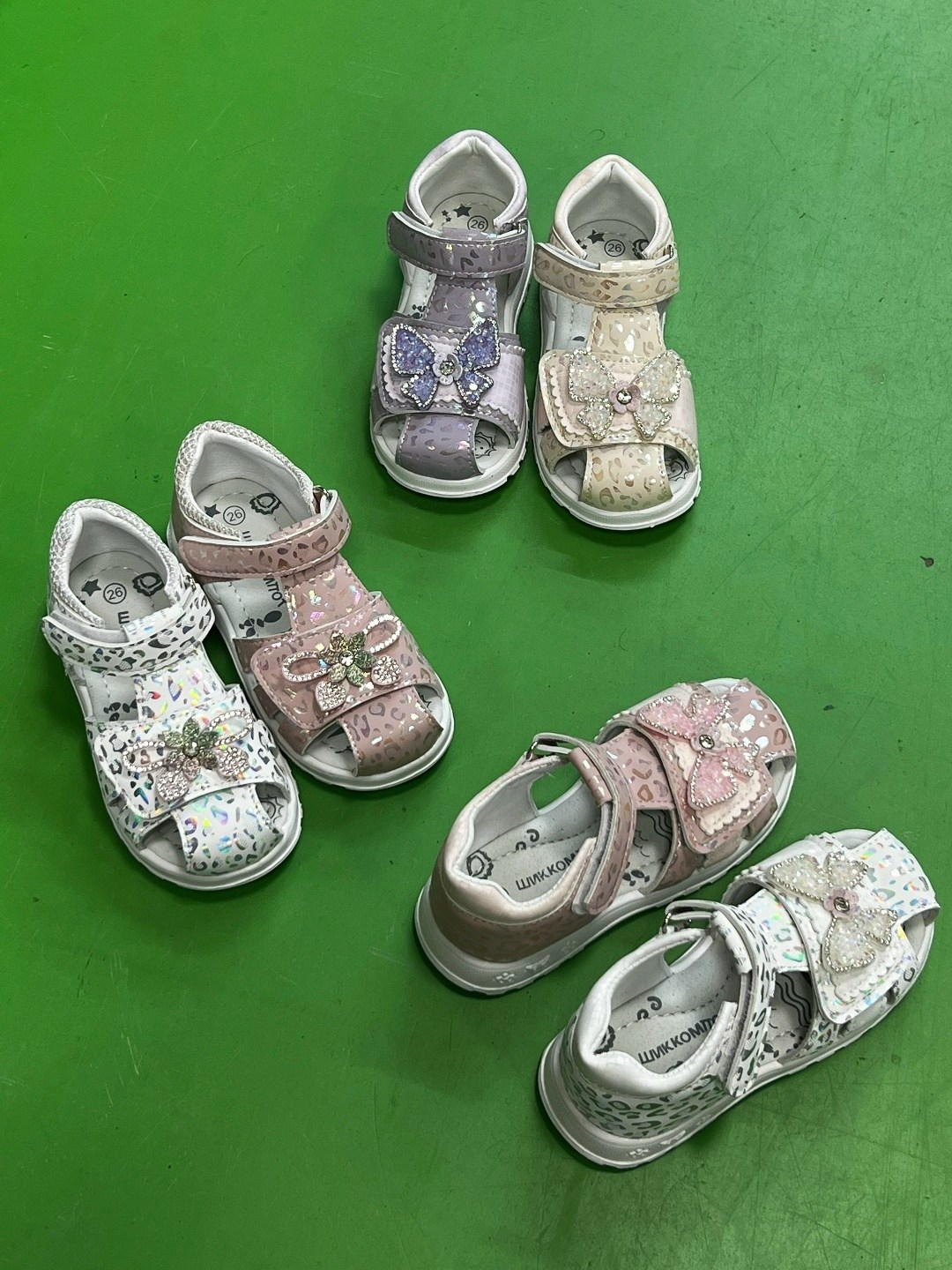 сандалии для девочек,,детские сандалии,сандалии,детская