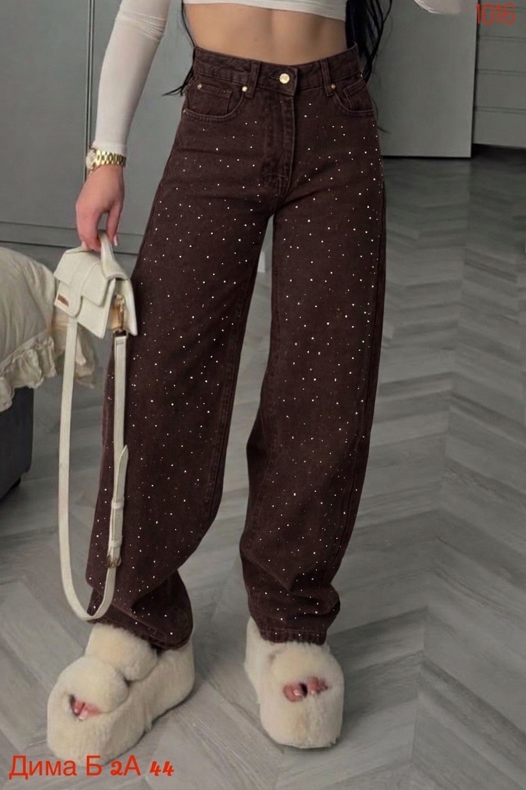 джинсы со стразами,женские джинсы со стразами,джинсы demarke,широкие джинсы,джинсы с блестками