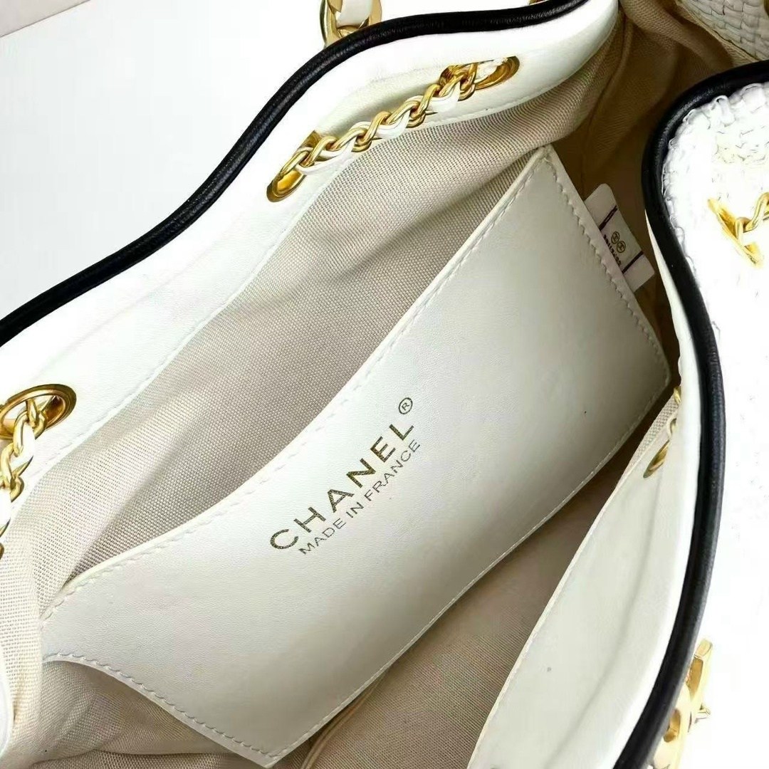 сумка chanel,белая кожаная сумка chanel 25 small,женская сумка chanel,chanel белая кожаная сумка через плечо для женщин,сумка женская шанель стеганая ковша цепь chanel