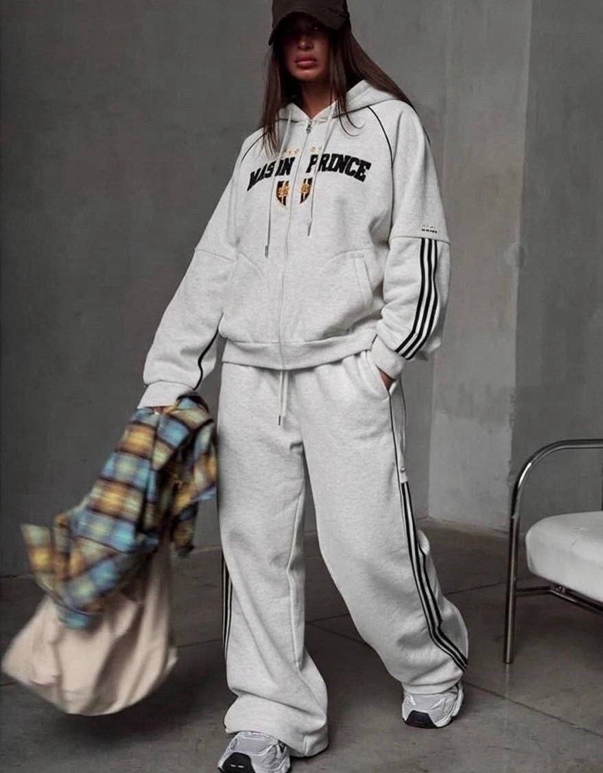 повседневный спортивный костюм,костюм спортивный женский,спортивный костюм,женский костюм,костюм адидас
