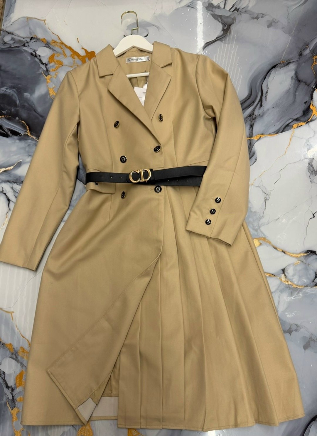 плащ тренч женский,тренч женский burberry 2026,плащ тренч,модное пальто,тренч женский