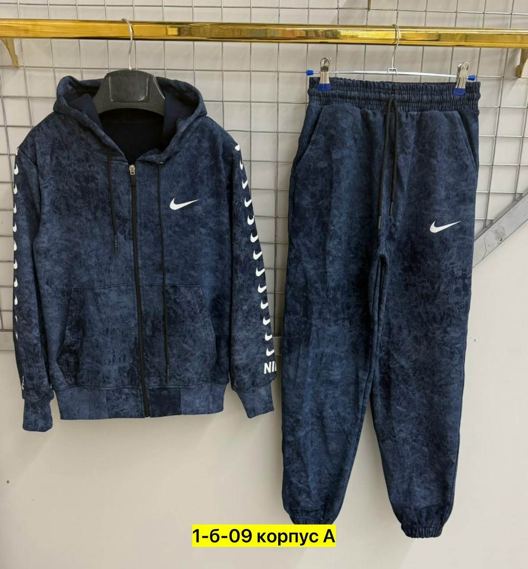 велюровый костюм,велюровый спортивная костюм,спортивный костюм,спортивный костюм z94322,костюм теплый