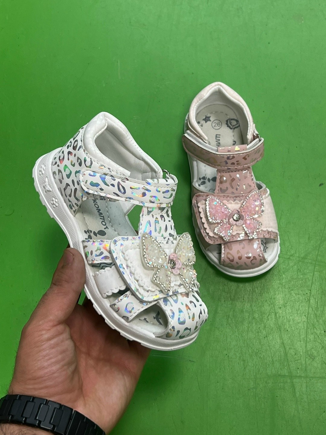 сандалии для девочек,,детские сандалии,сандалии,детская
