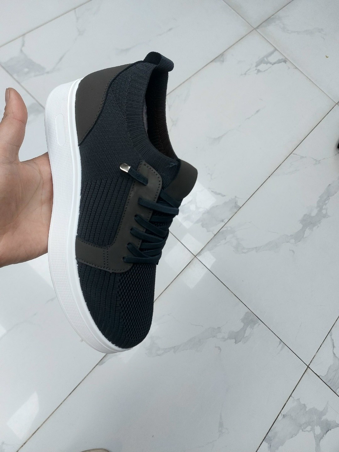 ,кроссовка мужской,кроссовки удобные,мужские кроссовки,кроссовки брендовые