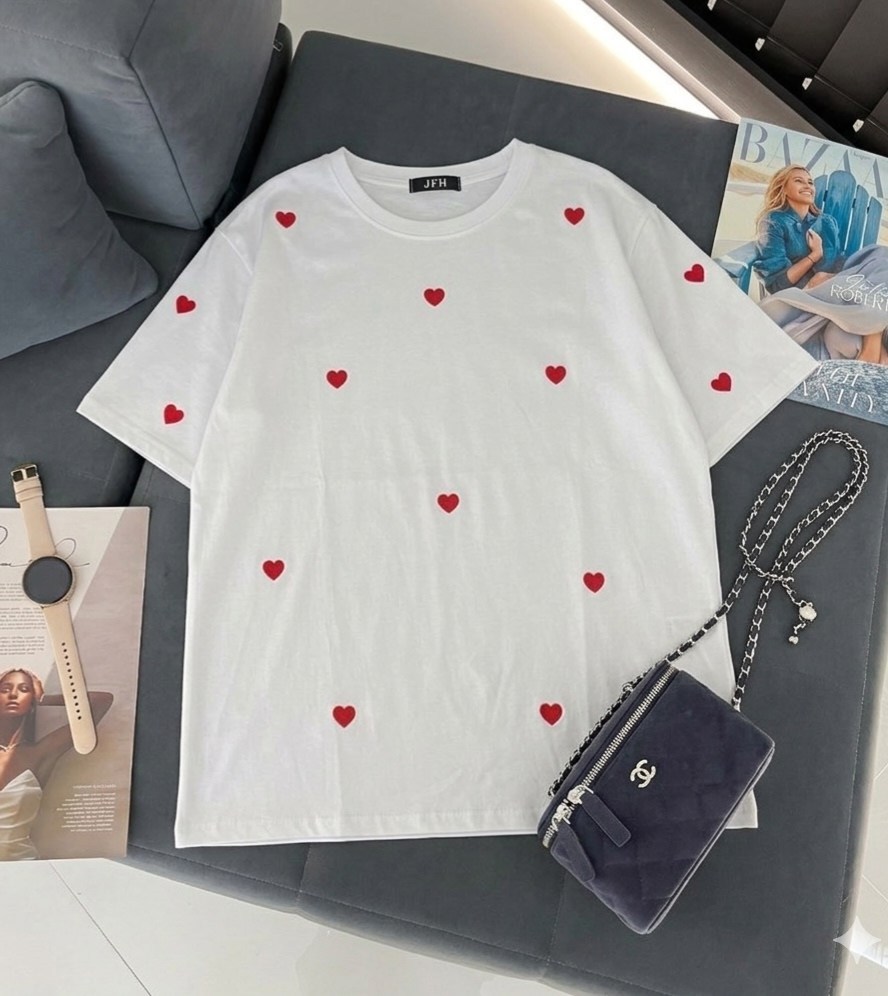 женская футболка,футболка с сердечками,футболки оверсайз женские,футболки оверсайз,белая футболка оверсайз
