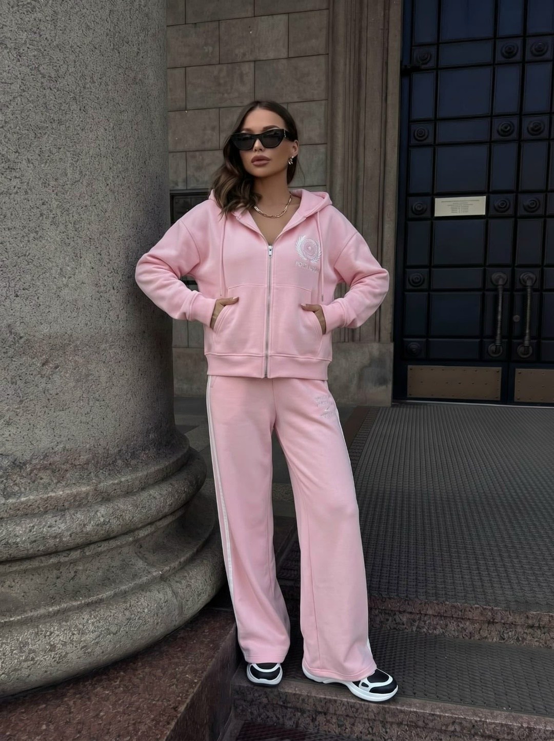 спортивный костюм женский,спортивный костюм,женский костюм,loro piana женский красный костюм,костюм женский теплый