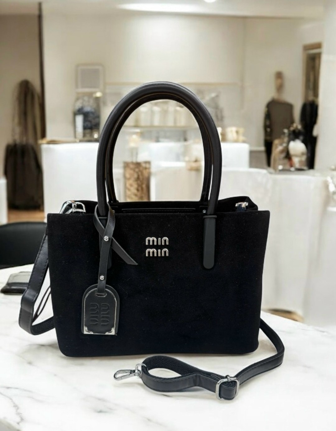 сумка,модная сумка,замшевая сумка,сумка женская,min min сумочка на плечо красная