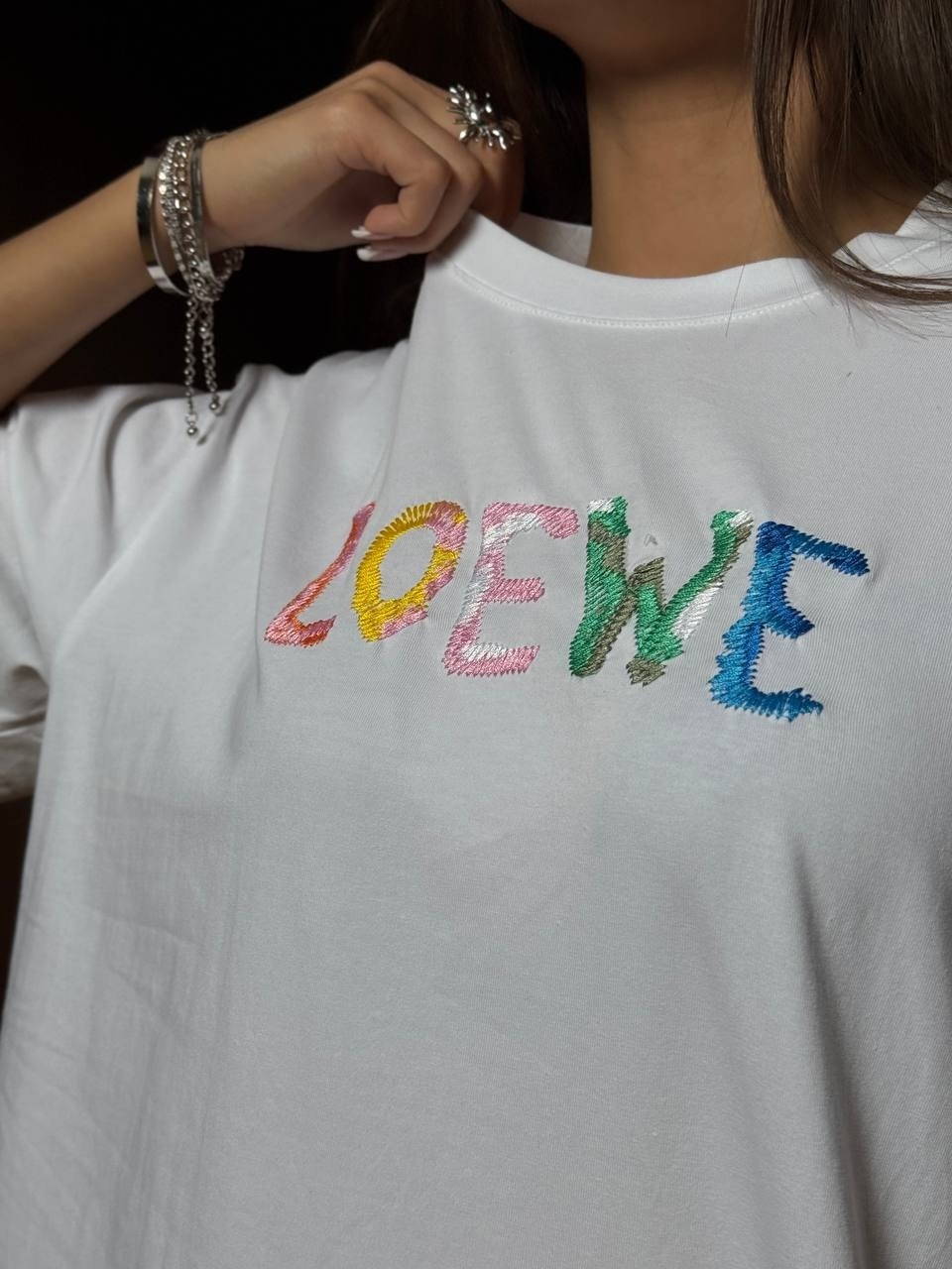 футболки женская,джинсы модные,джинсы и футболка,мода стиль,мода модная