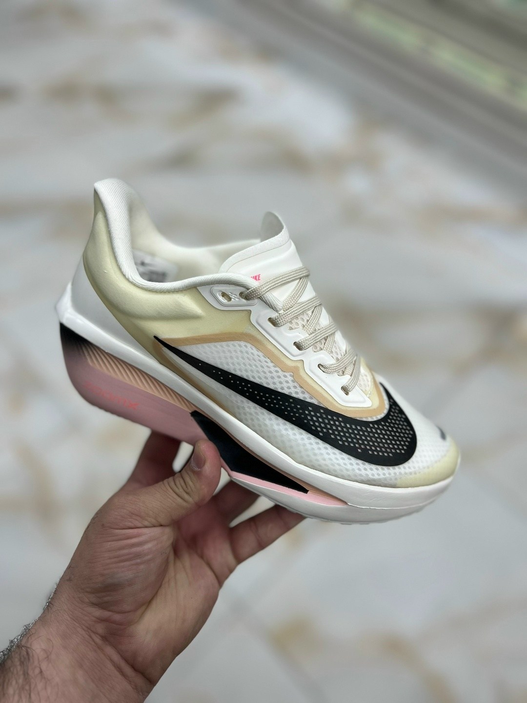 кроссовки,кроссовки nike zoom fly,nike кроссовки,кроссовки для фитнеса,спортивные кроссовки