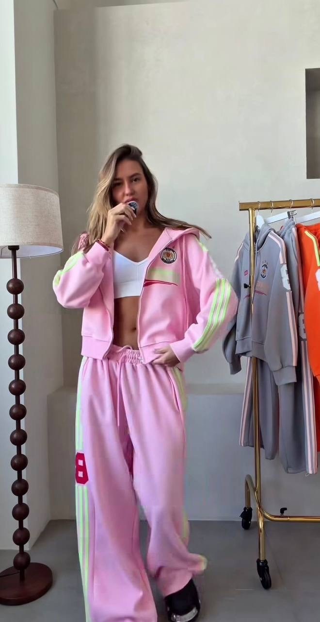 спортивный костюм женский,стильные костюмы,спортивные костюмы на флисе,спортивный костюм,костюм женский