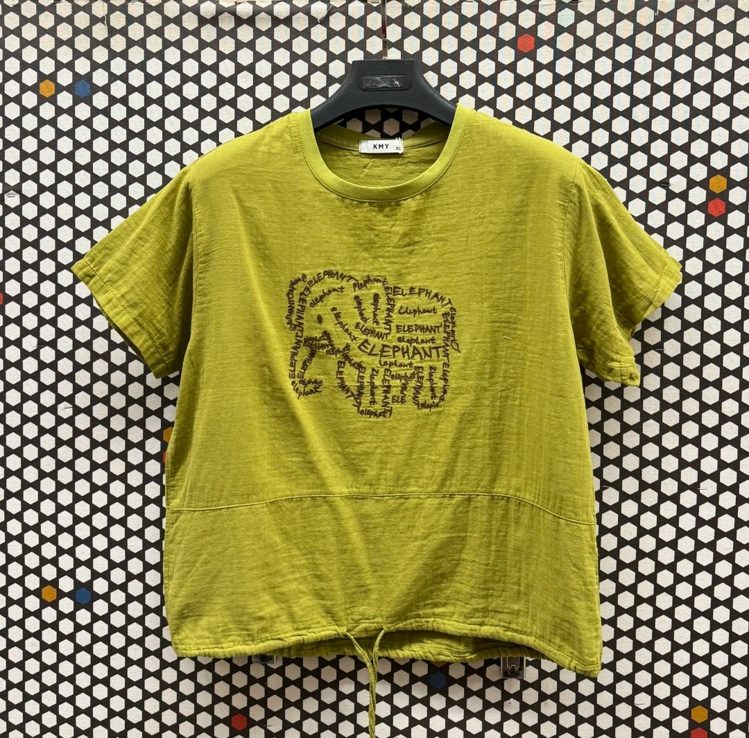 коричневая футболка,футболке,футболки мужские,футболка с принтом,принт футболки