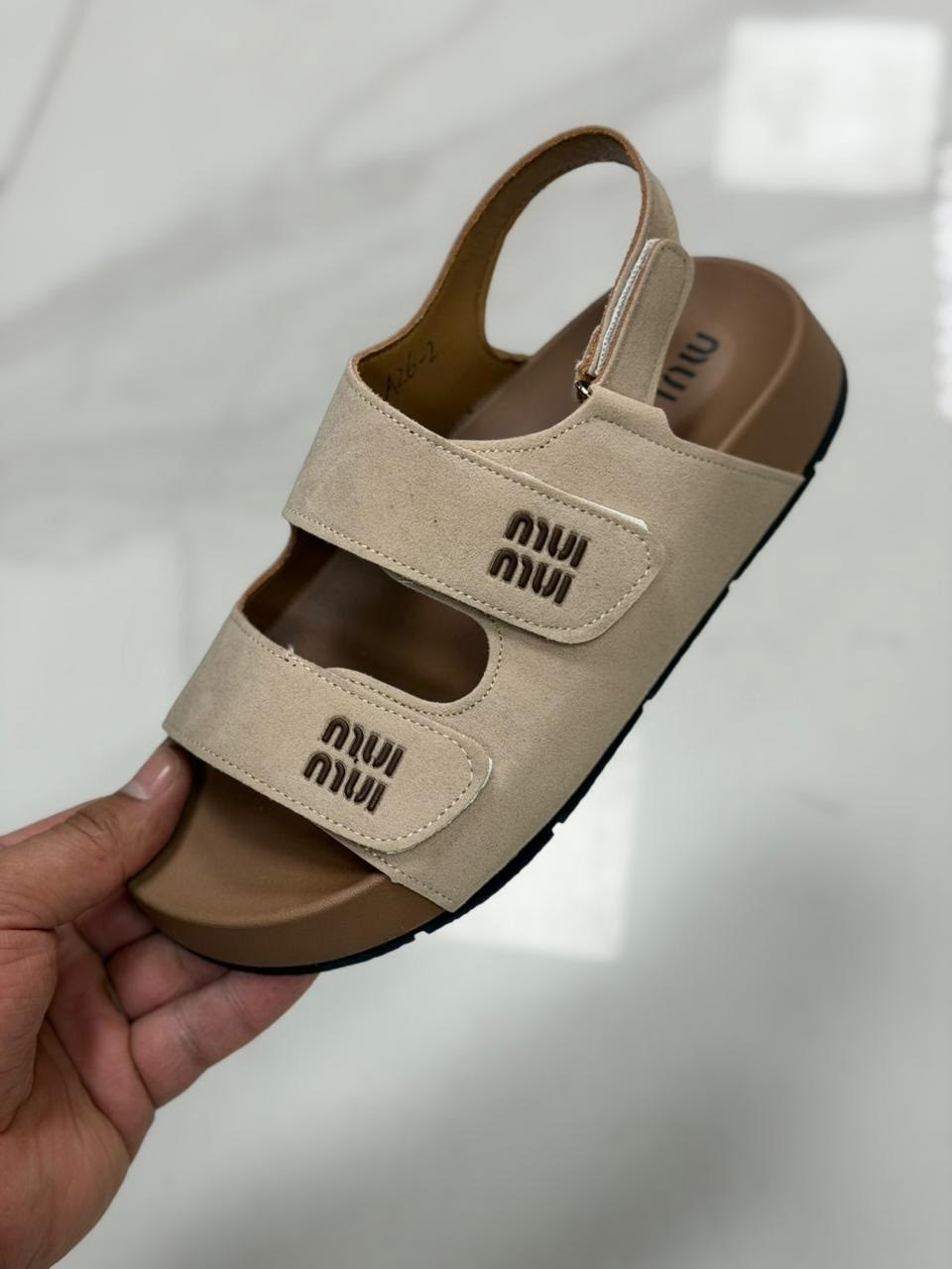 сандалии,женские сандалии,сандали,женские шлепанцы,шлепки женские