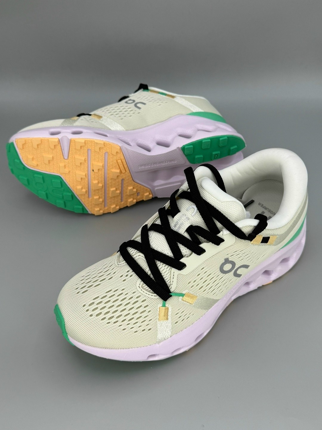 кроссовки,женские кроссовки,беговые кроссовки,кроссовки on,