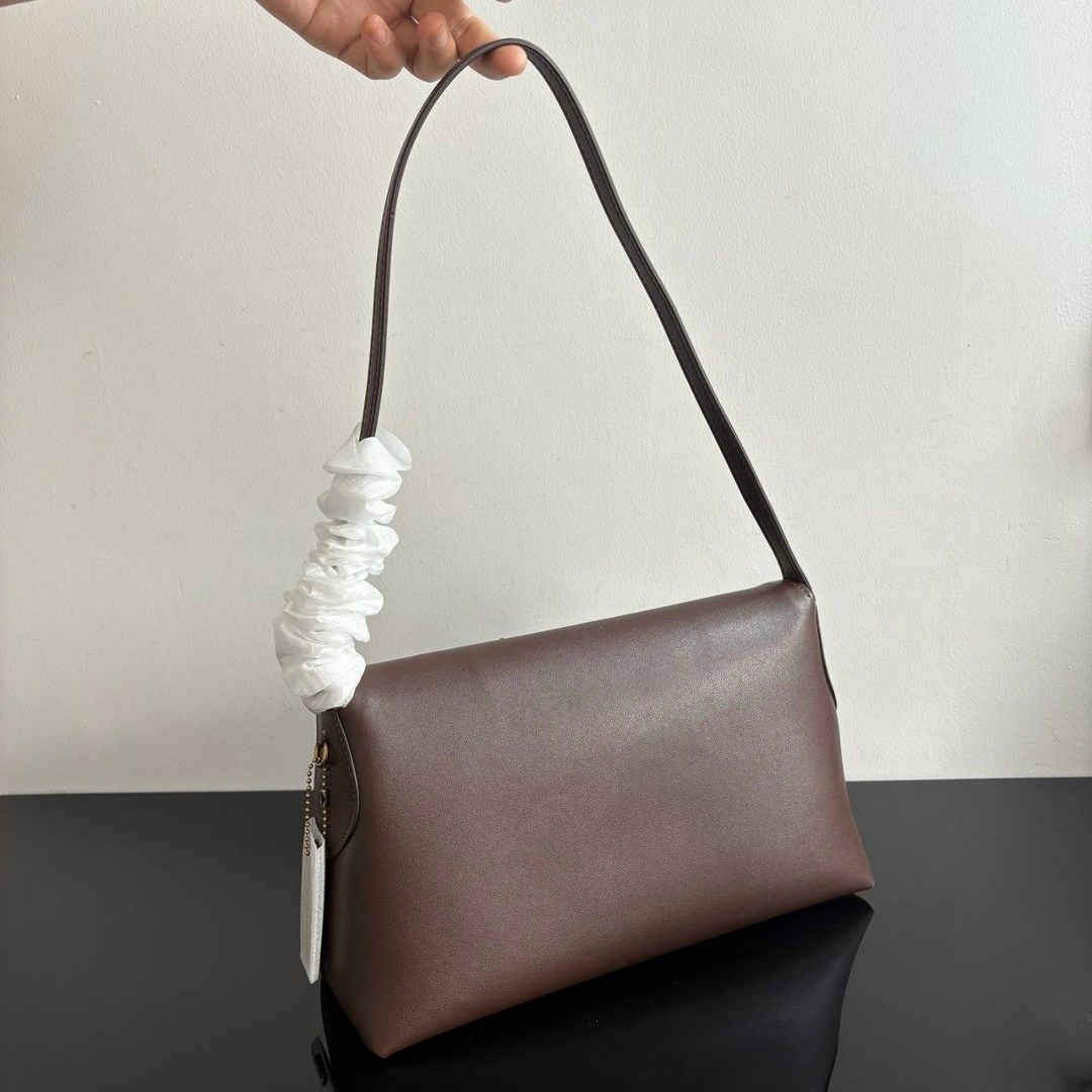 сумка,сумка багет,женская сумка,кожаная сумка,сумки на плечо