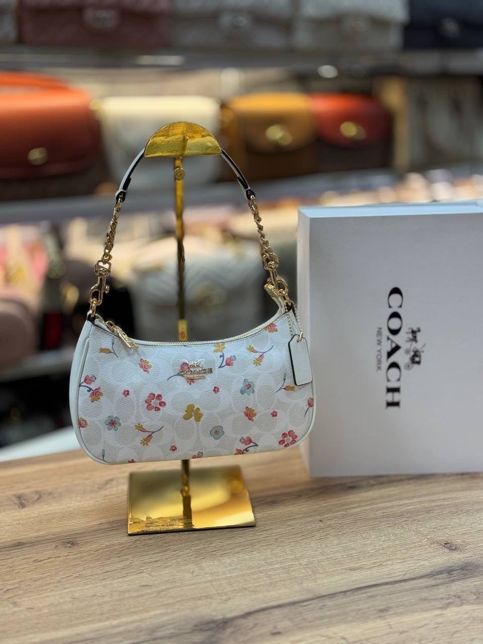 женская сумка coach,сумка coach,сумка,модная сумка,женская сумка