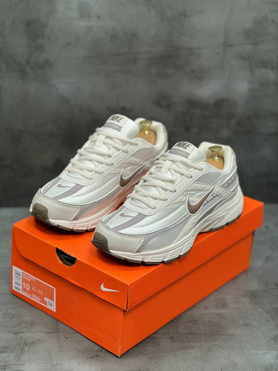 кроссовки wmns initiator ib4339 nike бежевый,кроссовки nike initiator,кроссовки nike,кроссовки,женские беговые кроссовки nike initiator