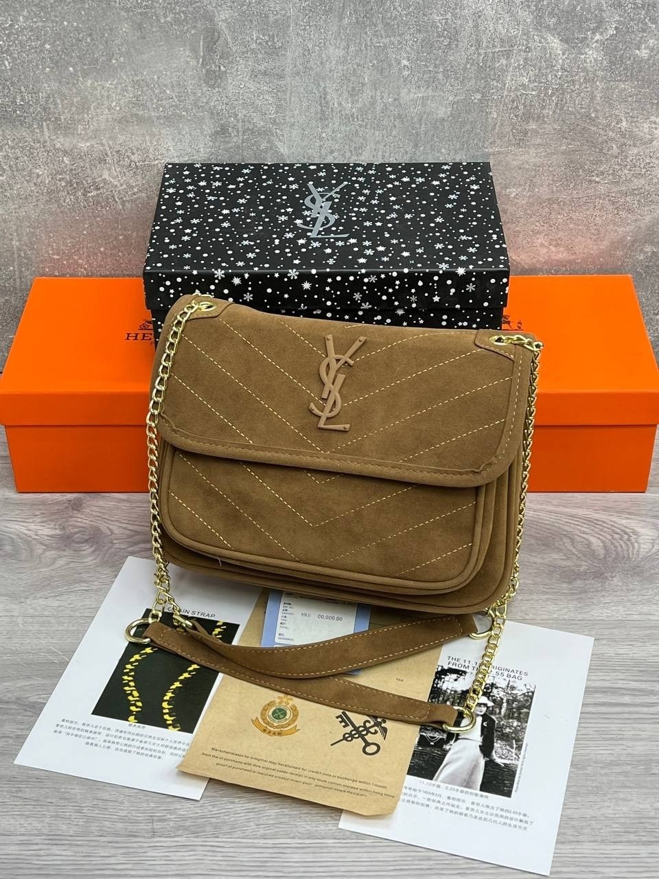 yves saint laurent сумка,замшевая сумка ив сен лоран,сумки ив сен лоран,сумка saint laurent loulou замшевая,cумка saint laurent