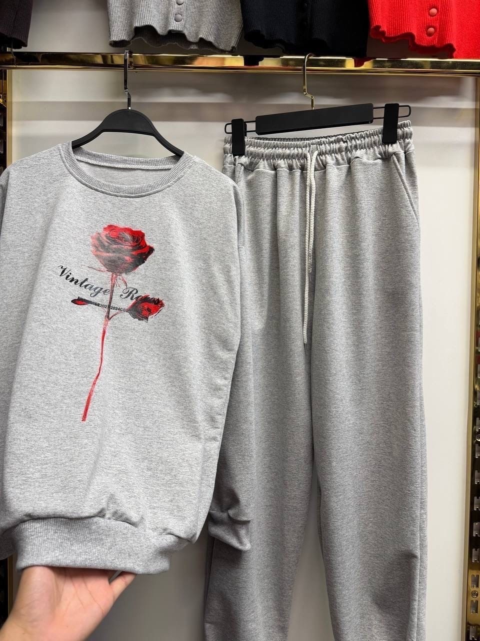 белые костюмы,костюм женский на флисе,спортивный костюм,спортивный женский костюм белый,женский костюм