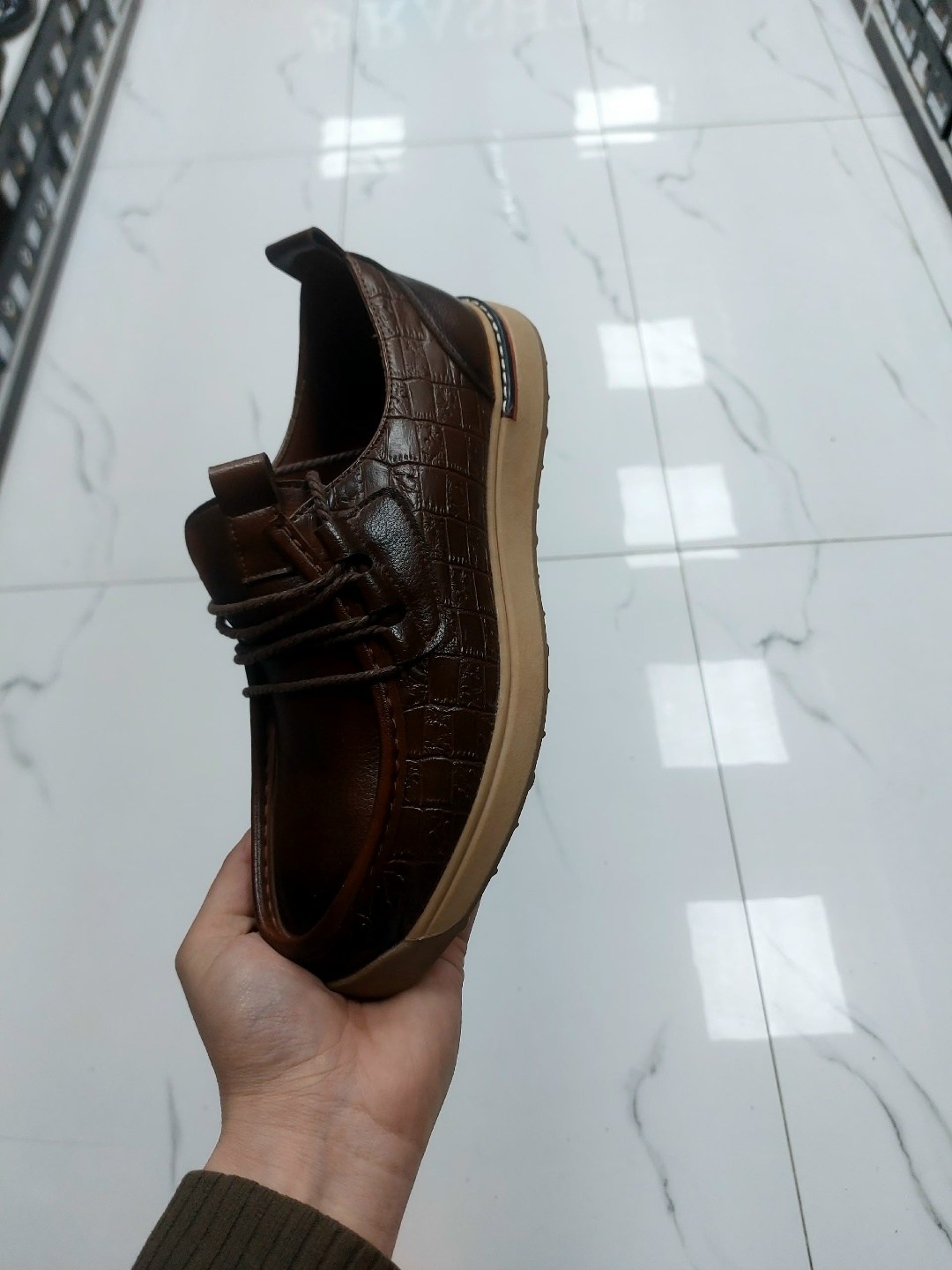 ,мужская ,мужские кроссовки из натуральной кожи,кроссовка мужской,мужские кожаные кроссовки