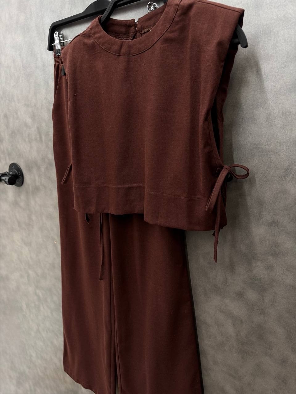 комплект укороченных топов,костюм женский льняной,костюм с брюками,укороченные топы,брюки повседневные модные