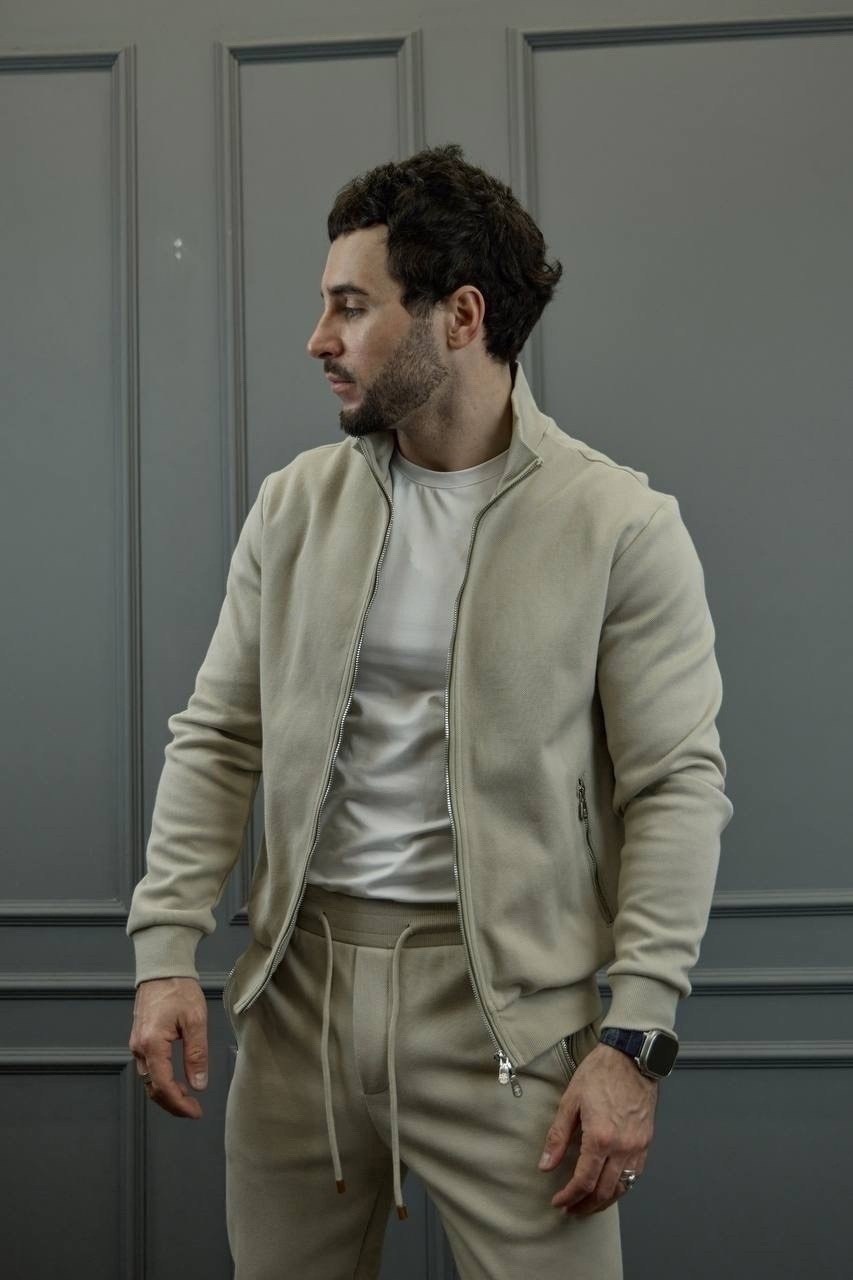 костюм спортивный,костюм спортивный мужской,спортивный костюм brunello cucinelli,костюм бежевый,мужская мода