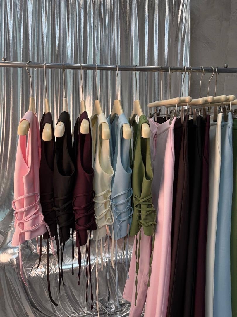 женский брючный костюм,костюм классический,модный костюм,брючный деловой костюм,костюм брючный с жилетом "какао"