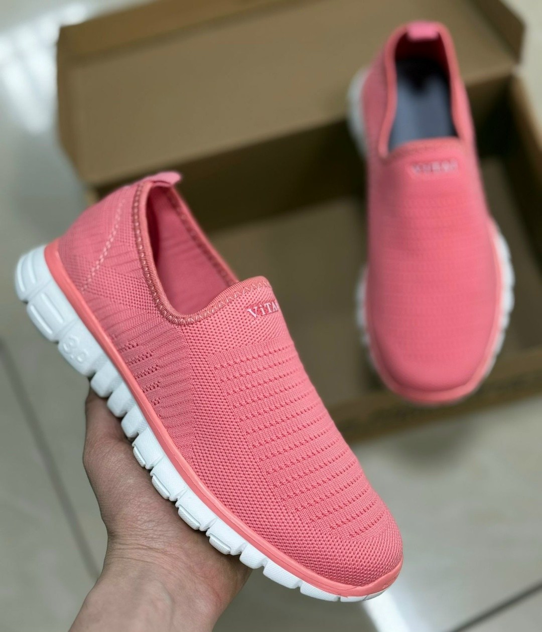 кроссовки женскиe,летние кроссовки,летние кроссовки женские, удобная для женщин на лето,