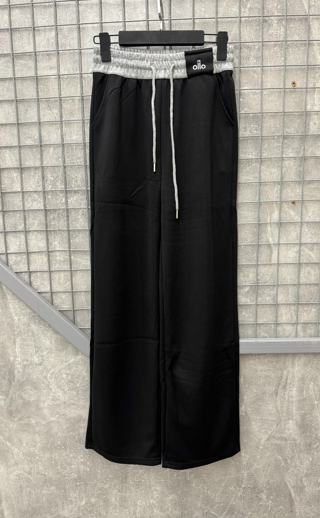 спортивные штаны,брюки штаны,повседневные штаны,широкие штаны,широкие брюки